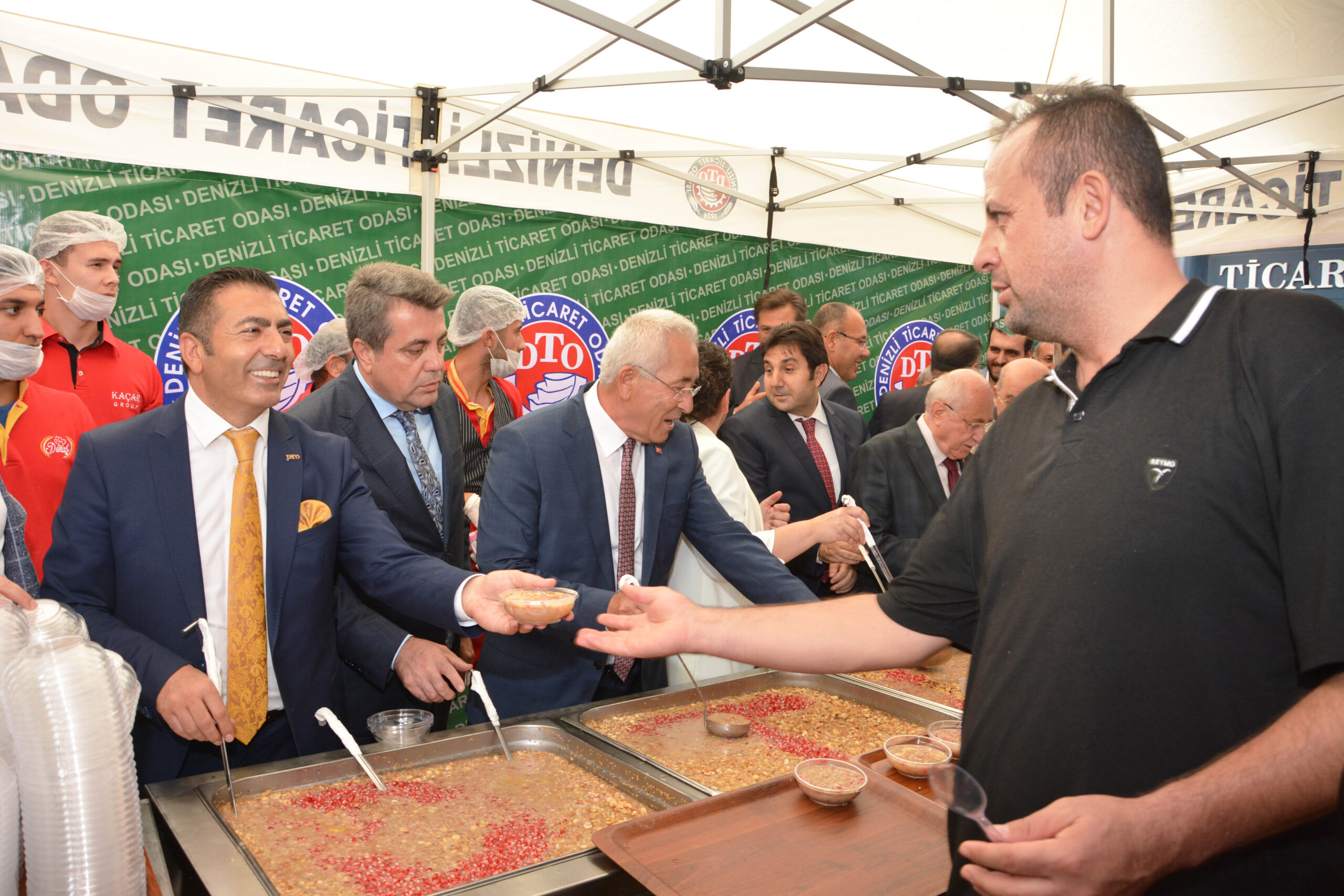 ÜYELERİMİZ, DENİZLİ’DEN KAZANDIĞINI YİNE DENİZLİ’YE VERİYOR