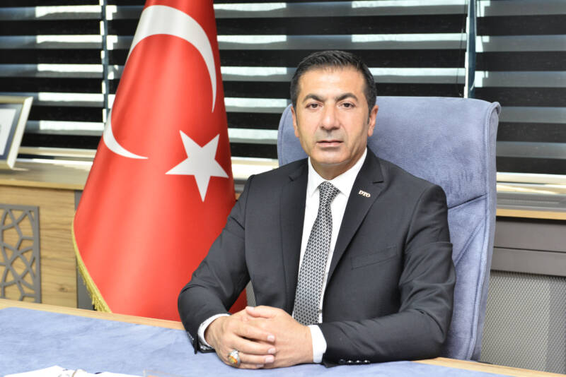 GENÇLERİMİZ AYDINLIK GELECEĞİMİZDİR!