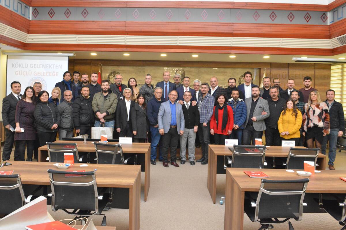 BAŞTA YEREL YAYINCILAR OLMAK ÜZERE TÜRK BASINI TAKDİRE ŞAYANDIR