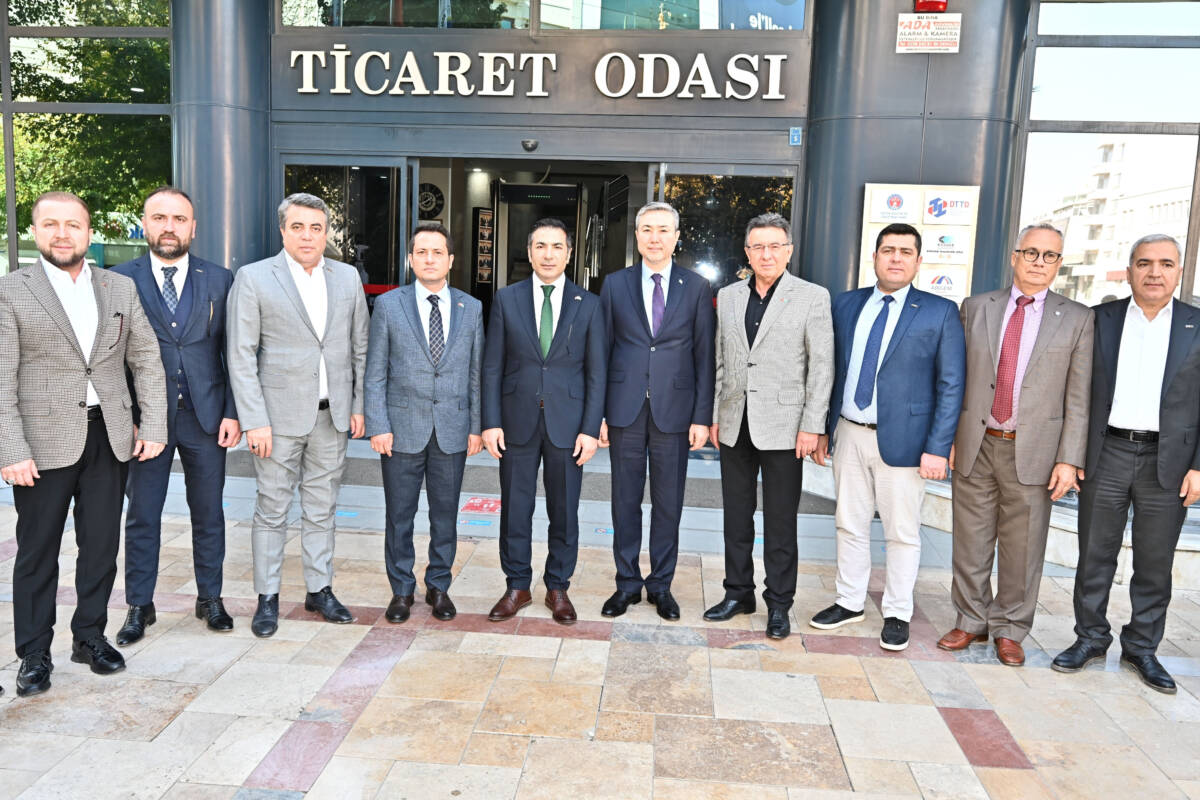BAŞKAN ERDOĞAN, KAZAKİSTAN BÜYÜKELÇİSİNİ AĞIRLADI