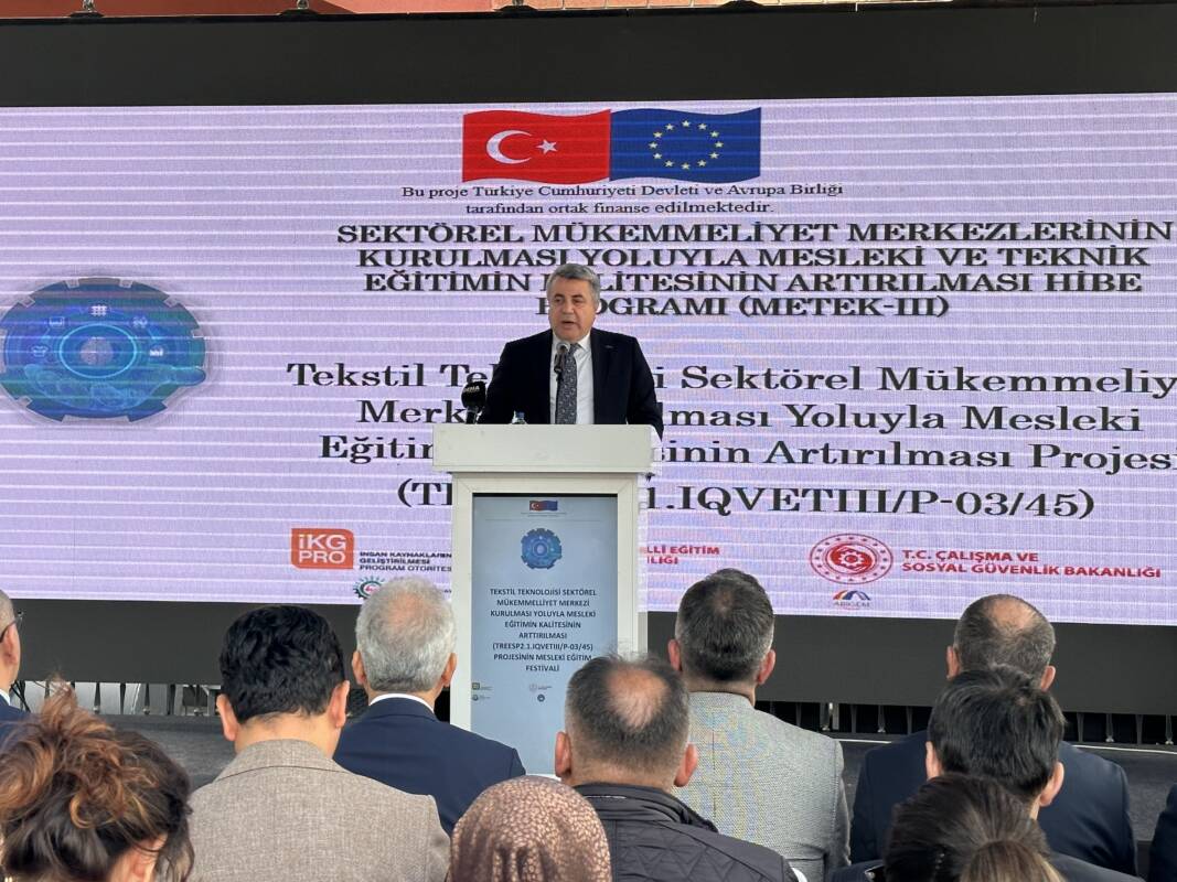 MESLEKİ EĞİTİM FUARI AÇTIK