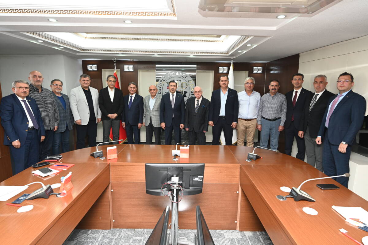 TİCARETİN A TAKIMI, DTO’DA TOPLANDI