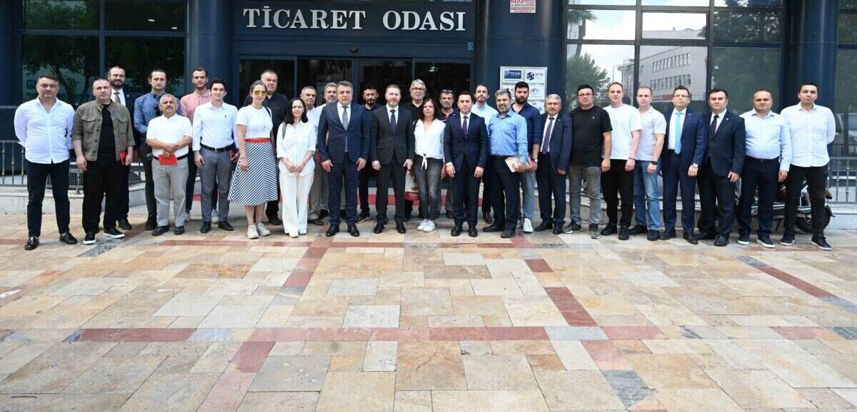 DENİZLİ’NİN TİCARETİNİ GELİŞTİRMEK İÇİN VAR GÜCÜMÜZLE ÇALIŞIYORUZ