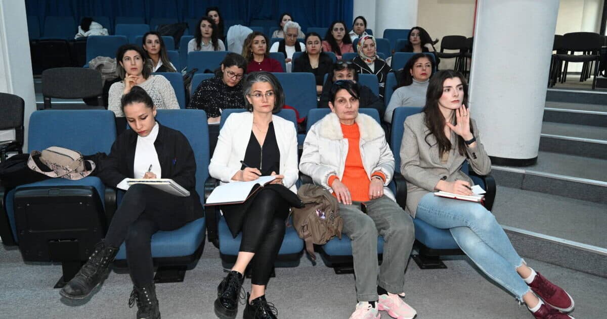 TÜRKİYE KADIN GİRİŞİMCİ AKADEMİSİ PROGRAMININ DENİZLİ ETABI TAMAMLANDI