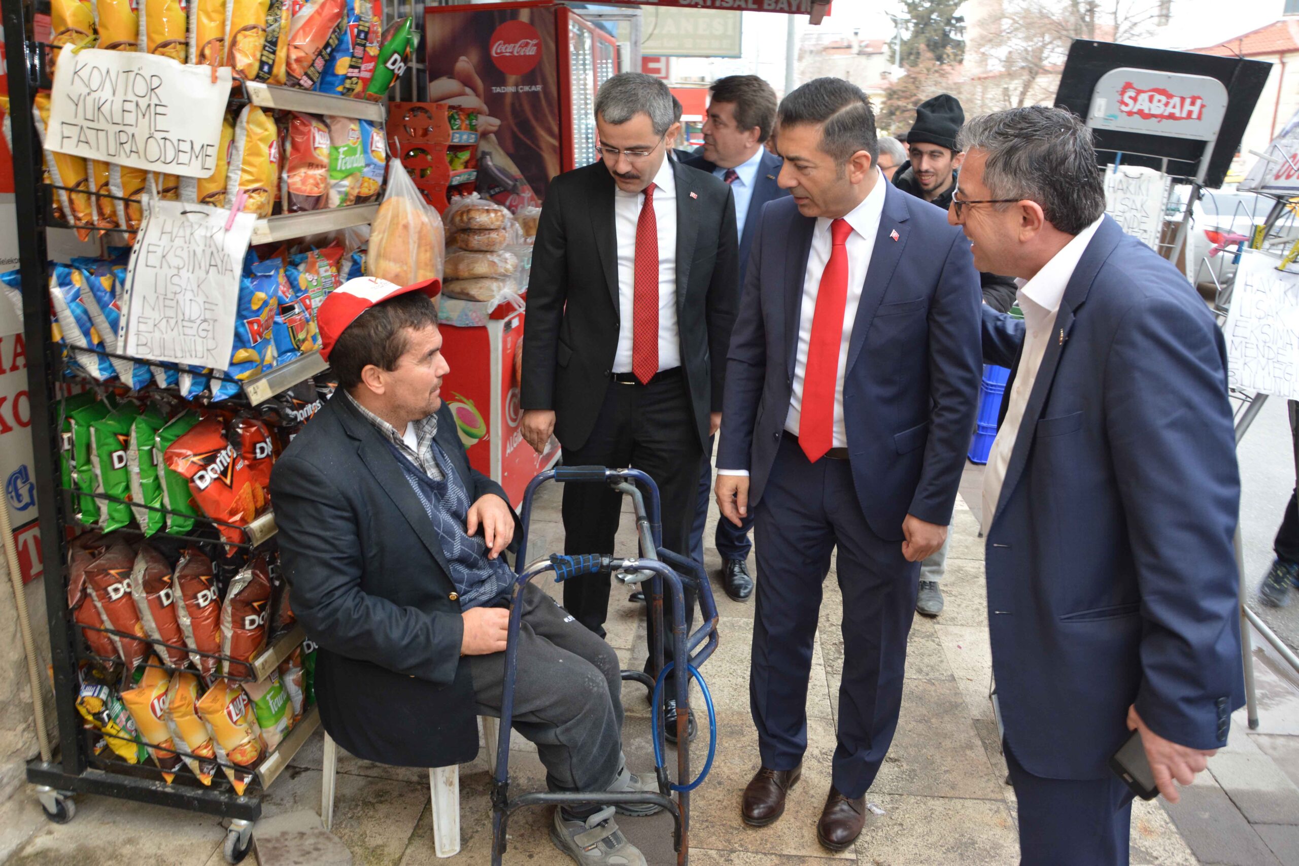 ÇİVRİL’İ ADIM ADIM DOLAŞTI